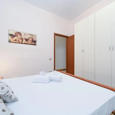 Vittoria * Gardone Riviera