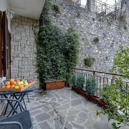 Appartamento Vittoria Gardone Riviera
